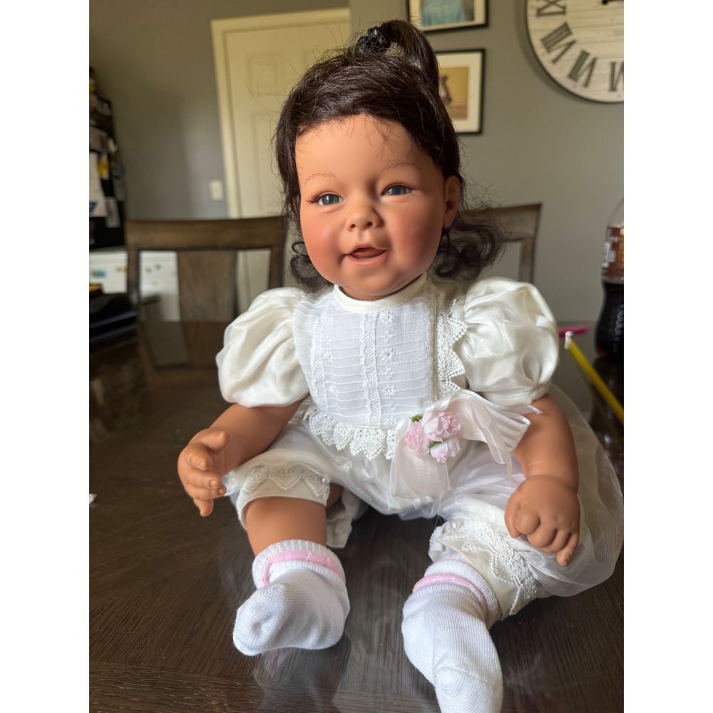 Lee Middleton Reva Schick 1998 Vintage Realistic Baby Doll White Lace Outfit 21"